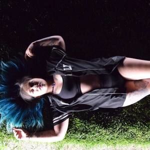 Meet your Posher, Sam